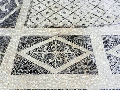 Mosaics In Greece Black And White Mosaics At Isthmia Helen Miles