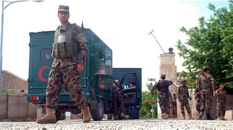 فوجی اڈے پر حملہ 100 سے زیادہ افغان فوجی ہلاک Bbc News اردو