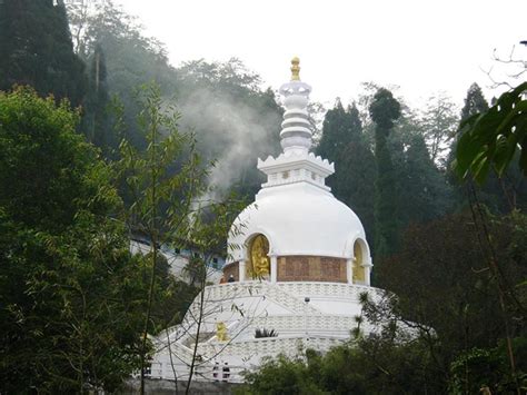 16 Offbeat Things To Do In Darjeeling