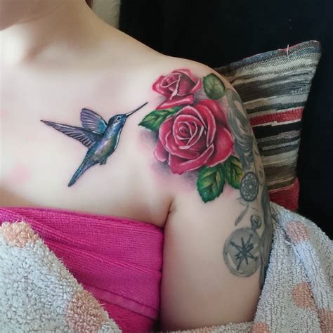 The tattoo can be a great design to work with. 80+ Best Watercolor Hummingbird Tattoo - Meaning and ...