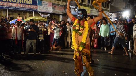 Hyderabad Bonalu 2017 Potaraju Danceat Amberpet Bonalu 2017