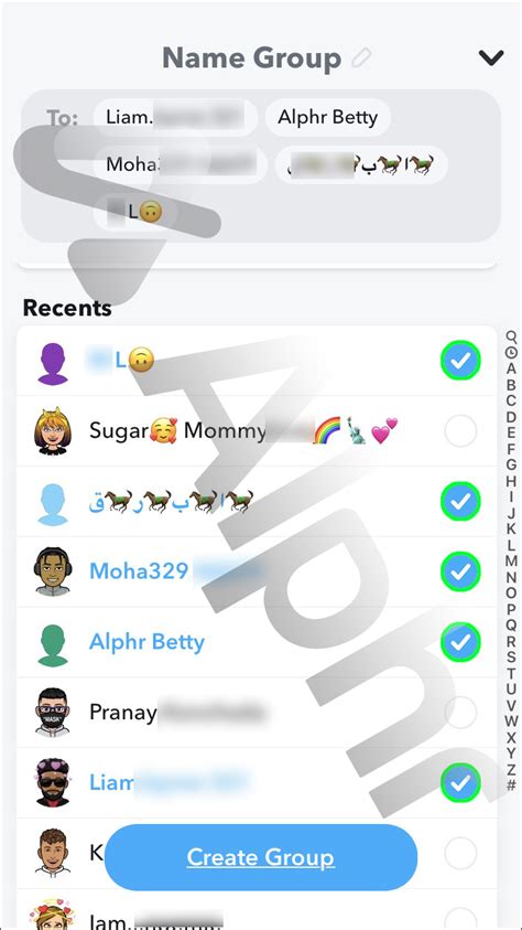 how to add and remove people from snapchat groups