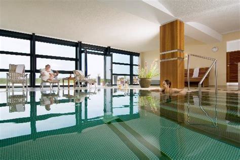 Willkommen bei uns im norden. Pool im Rodehuus - Bild von Hotel Haus am Meer, Norderney ...