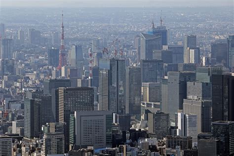 東京スカイツリー定点観測所 東京スカイツリーの天望回廊から見た東京の超高層ビル群（2021年10月30日）