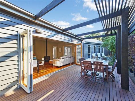 Indoor Outdoor Outdoor Living Design With Deck And Outdoor Furniture