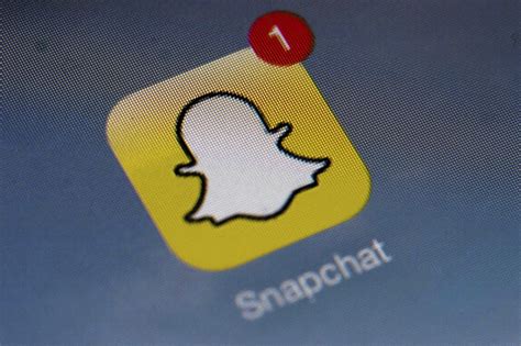 The Snappening Hackers Expected To Leak 200000 Nude Snapchat Pictures