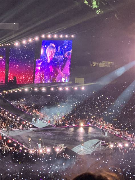 Maybe you would like to learn more about one of these? BTS Concert pics image by Khristine Jetajobe | Bts concert ...