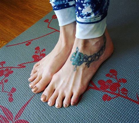 Mallory Mcmorrows Feet Pics Foot Fetish