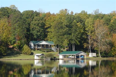Located in the piedmont region of the state, bordering davidson, montgomery, stanley, and rowan counties, badin lake offers premium recreation opportunities for locals and visitors alike. Hyco Lake