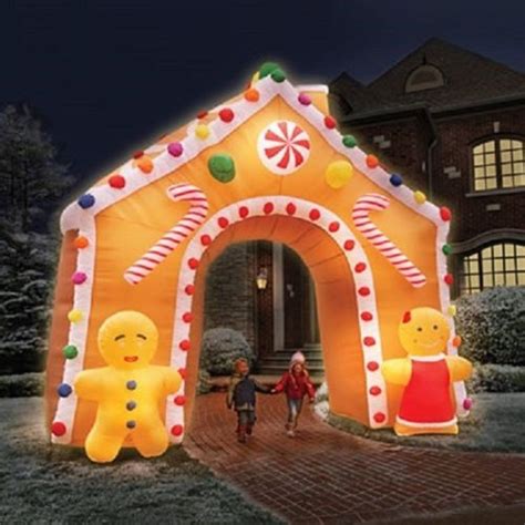 20 Gingerbread House Outdoor Christmas Decorations