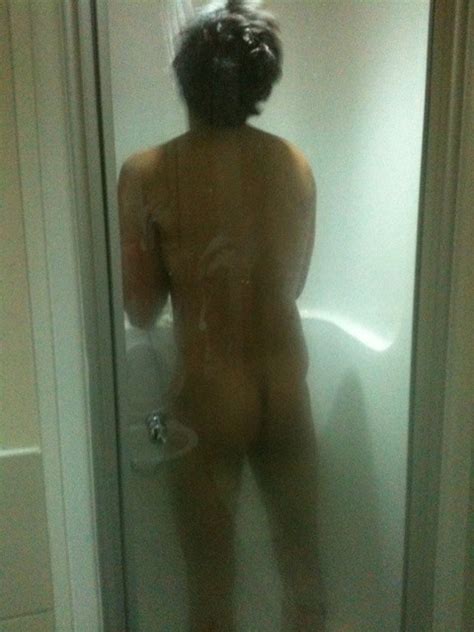 Harry Styles Exposes Tight Bare Bum Naked Male Celebrities My XXX Hot Girl