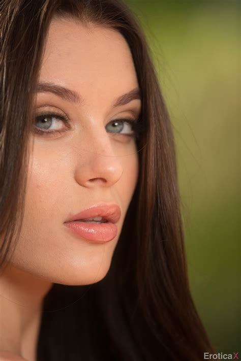 Lana Rhoades Women Brunette Pornstar Long Hair Juicy Lips Parted Lips Looking At Viewer
