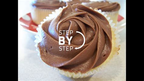 Rich and velvety chocolate buttercream frosting with heaps of chocolate flavor. Chocolate Buttercream Icing, Chocolate Buttercream ...