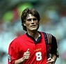 Julen Guerrero of Spain in action at Euro '96. | Футбол