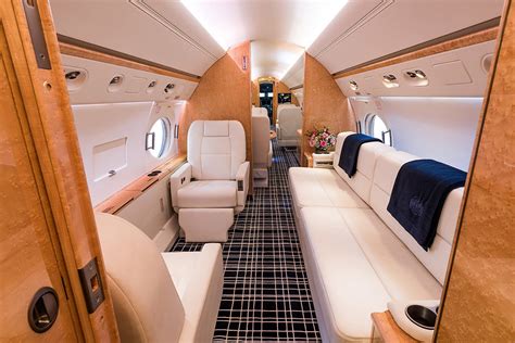 12 Passenger Gulfstream G550 Vny Private Charter Jet Solairus Aviation