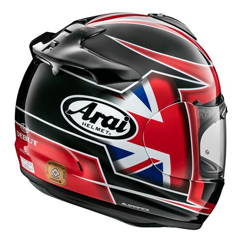 Most car makers happily advertise the arai certified mileage figures of their cars as these figures are usually the best possible mileage that the other car buyers actually claim that they manage to beat the arai claimed figures by hypermiling (what is hypermiling?), much to the surprise of their peers. Arai Debut Flag | Motorbike helmets | Arai Helmets