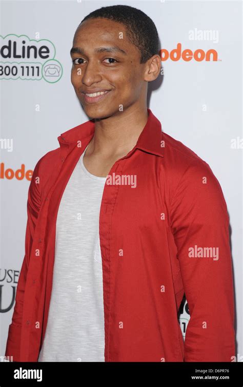 Alex Sawyer Uk Premiere Of Nickelodeon Tv Series House Of Anubis At