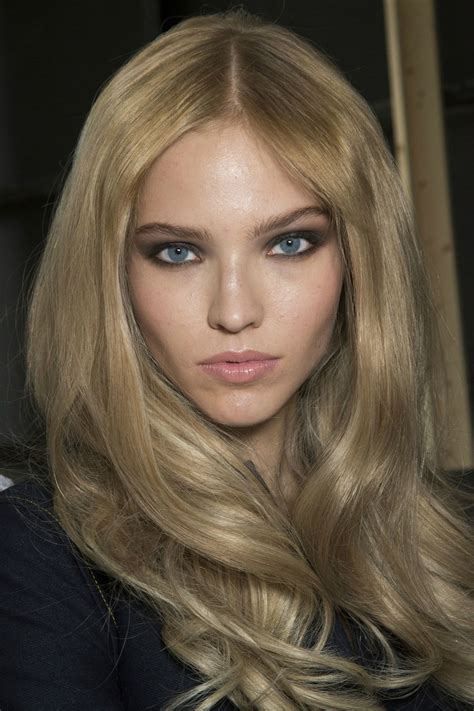 Sasha luss has definitely a very interesting modeling career.of course this russian beauty already started modeling in 2006 but polina tverdaya. Sasha Luss : PrettyGirls