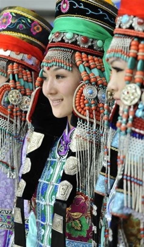 Mongolia Costumes Around The World Beauty Around The World World