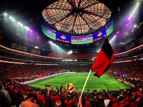 Atlanta United Fc Wins In Mercedes Benz Stadium Opener Soccer Stadium
