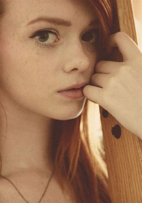 Julie Kennedy Julie Kennedy ♥ Beautiful Redhead Woman Face Redhead