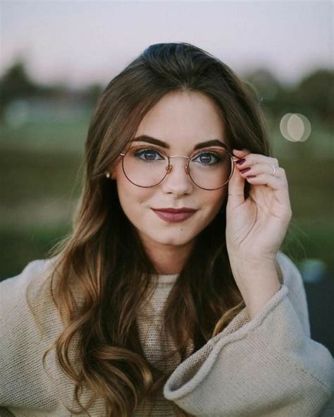 Glasses Outfit Fashion Eye Glasses New Glasses Girls With Glasses Glasses Style Girl