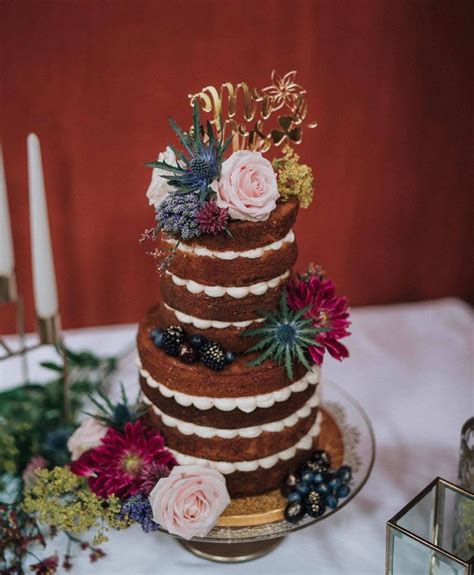 36 Autumn Wedding Cakes Youll Love One Fab Day Winter Wedding