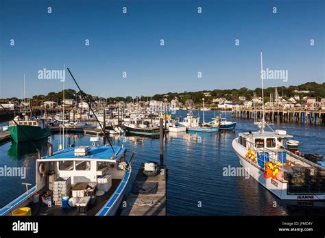 Usa Massachusetts Cape Ann Gloucester Inner Harbor Fishing Boats