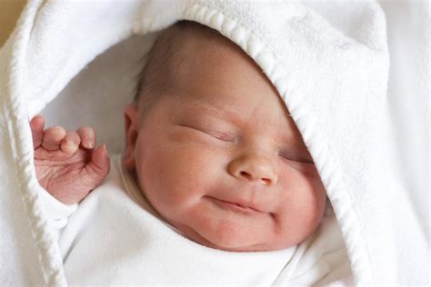 Meet Your Newborn Baby 7 Things Every New Parent Should Know About