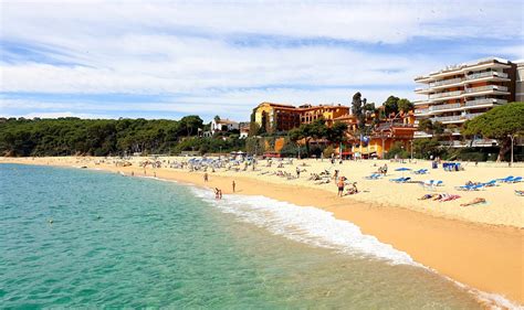Playa De Fenals En Lloret De Mar 2023 Visita Costa Brava
