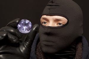 The biggest diamond robbery ever recorded took place in february 2003, when a gang of thieves. World's Largest Robberies | DinoCreek.com | Amazing Videos
