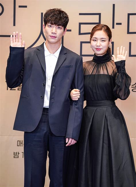 Ahn Eun Jin Joy And Kang Ye Won Talk About Playing Terminally Ill Characters Kim Kyung Nam