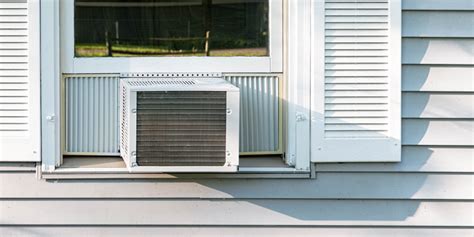 Ductless air conditioners work in the same way conventional central air conditioners work, but without ducts. How Do Window Air Conditioners Work?
