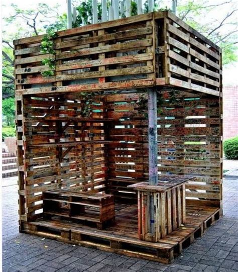 Some Large Wooden Pallets Constructions Pallet Ideas