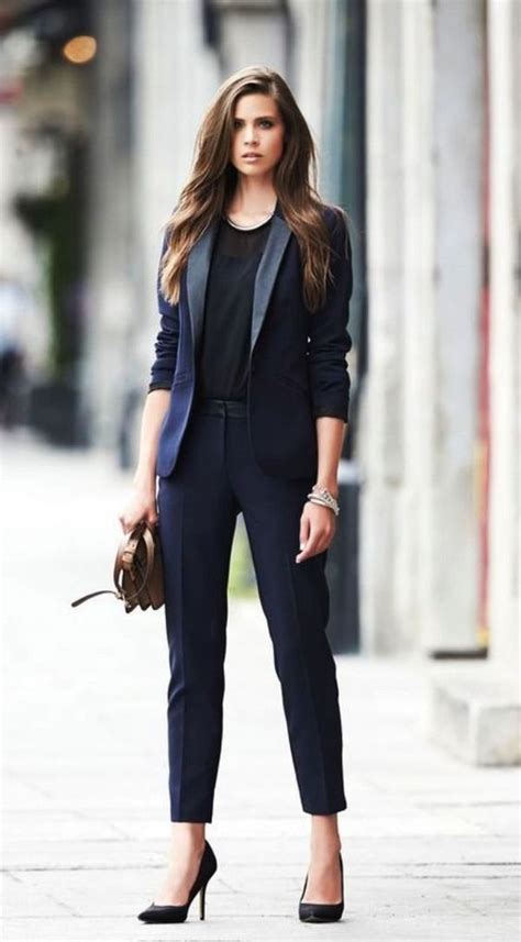 What To Wear To Work Women Business Outfits Stylish Business Attire Business Attire Women