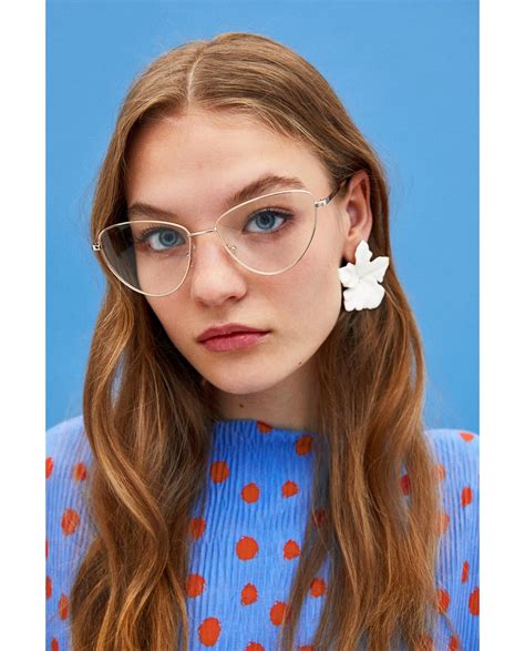 Something Better 29 Playful Accessories To Liven Up Your Look Glasses Frames Trendy Girls With