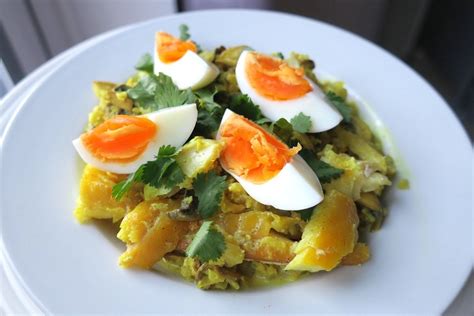 If you want to reduce or cut out bread, you'll have plenty of versatile alternatives to a standard white loaf to choose from. Low carb classic british kedgeree | Recipe | Low carb, Clean eating recipes, Stuffed peppers