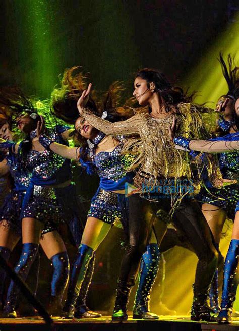 Watch Salman Khan And Katrina Kaif Enthrall With A ‘mashallah Performance At Da Bangg Tour In