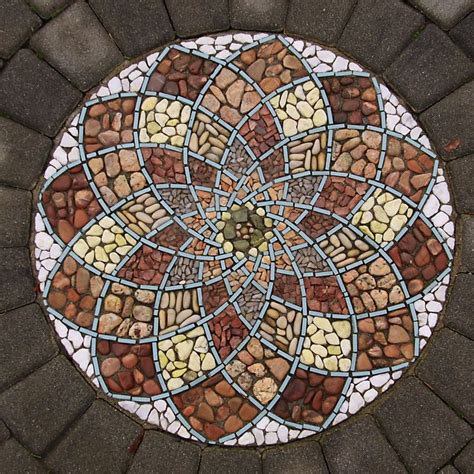 Mosaic 1 In 2020 Stone Art Stone Mosaic Mosaic Art