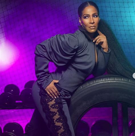 Who Gone Check You Boo Sheree Whitfield Has Fans Drooling Over Her Beauty And Stylish Fit
