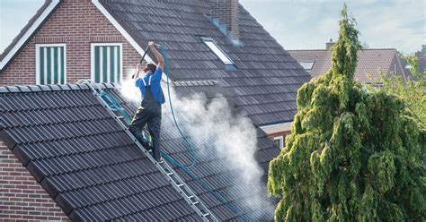 Pressure Washing A Roof How To Pressure Wash A Roof