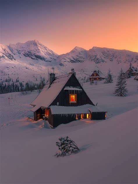 1536x2048 Evening In Winter Snowy House 1536x2048 Resolution Wallpaper
