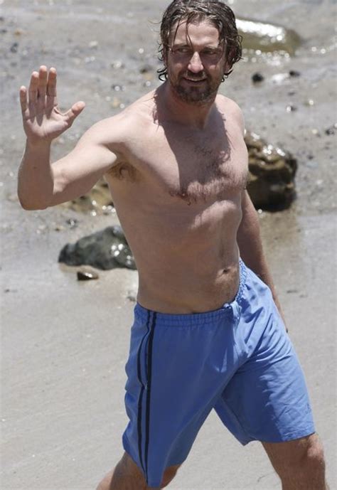 Hot Hollywood Heartthrobs Show Off Their Toned Bodies On The Beach Gerard Butler Gerard