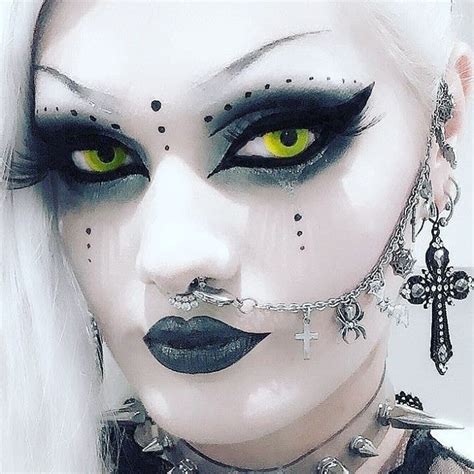 Pin By Hocus Pocus I Cant Focus😈 On Goth Goth Beauty Horror Makeup