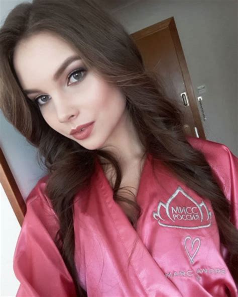 Miss Rusya Birincisi Yulia Polyachihina N N Instagram Payla Mlar
