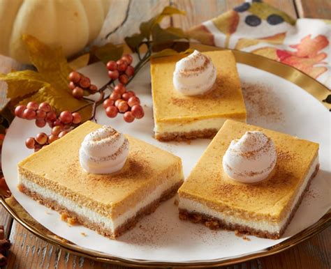 No oven needed for this recipe and the filling only takes about 10 minutes to make so it truly 1. Pumpkin Cheesecake Bars Recipe with Sour Cream - Daisy Brand