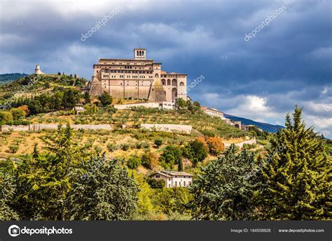 assisi província de perugia região da Úmbria itália fotos imagens de © zm photo 184558928