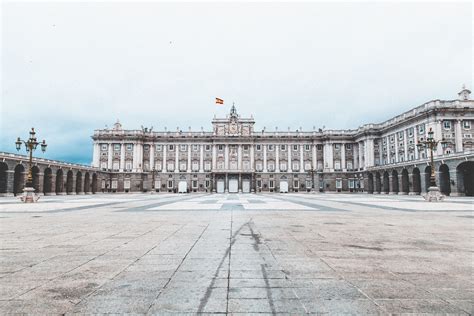 Lost In Madrid Royal Palace Of Madrid 4k Hd Wallpaper