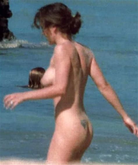 Alyssa Milano Nude Ultimate Collection Scandal Planet