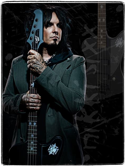 Bassist Nikki Sixx 80s Bands Music Bands Rock Bands Too Fast For Love Shout At The Devil